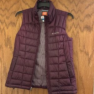 Columbia puffer vest